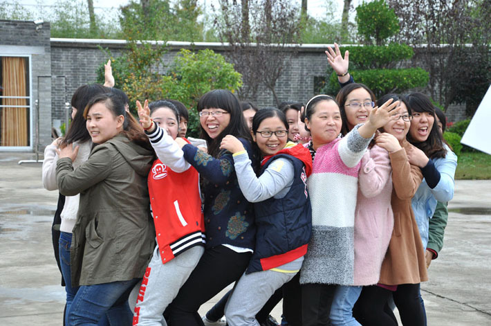 熱烈慶祝鹽城思科2014年Q3季度優(yōu)秀員工表彰大會圓滿舉行！